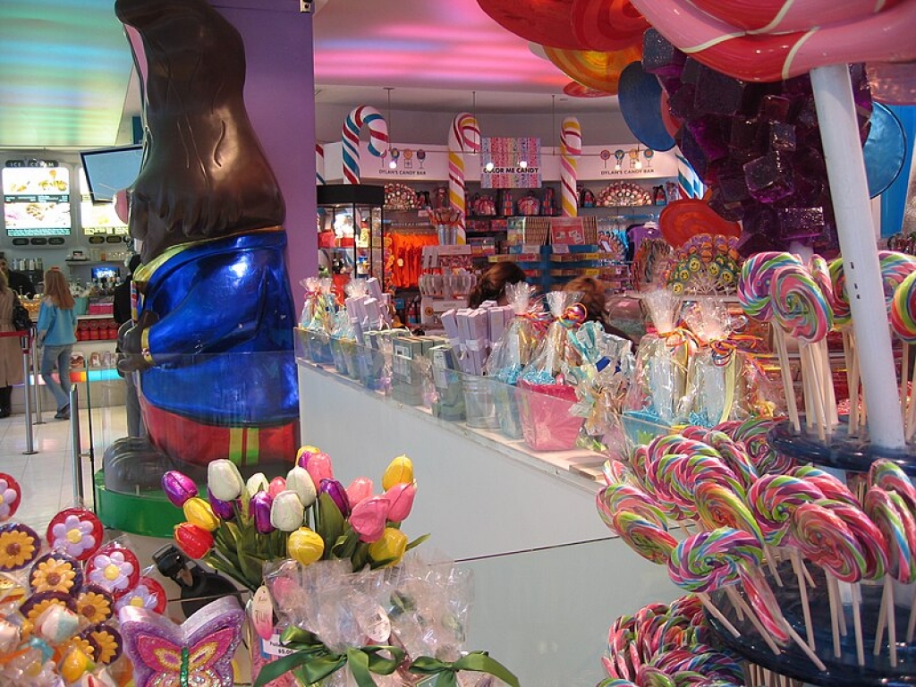 Dylan’s Candy Bar