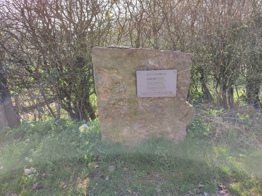 Monument Wietkin, Martin et Delré