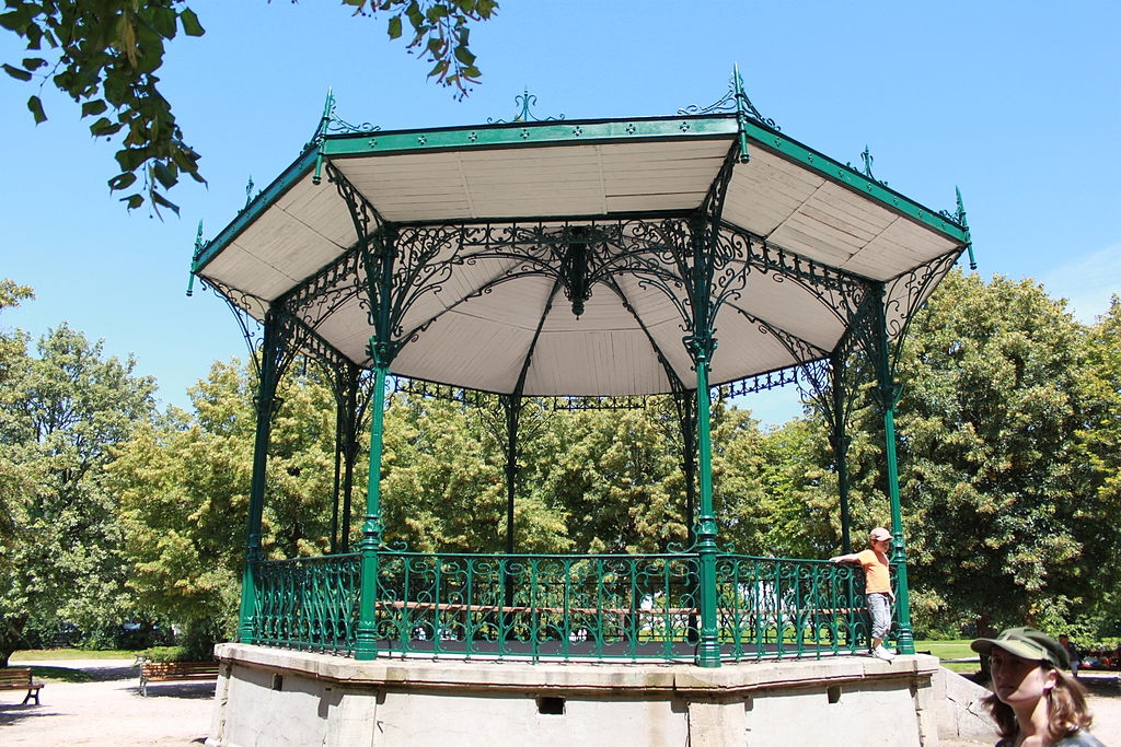 Kiosque du Square du Docteur Briffaut