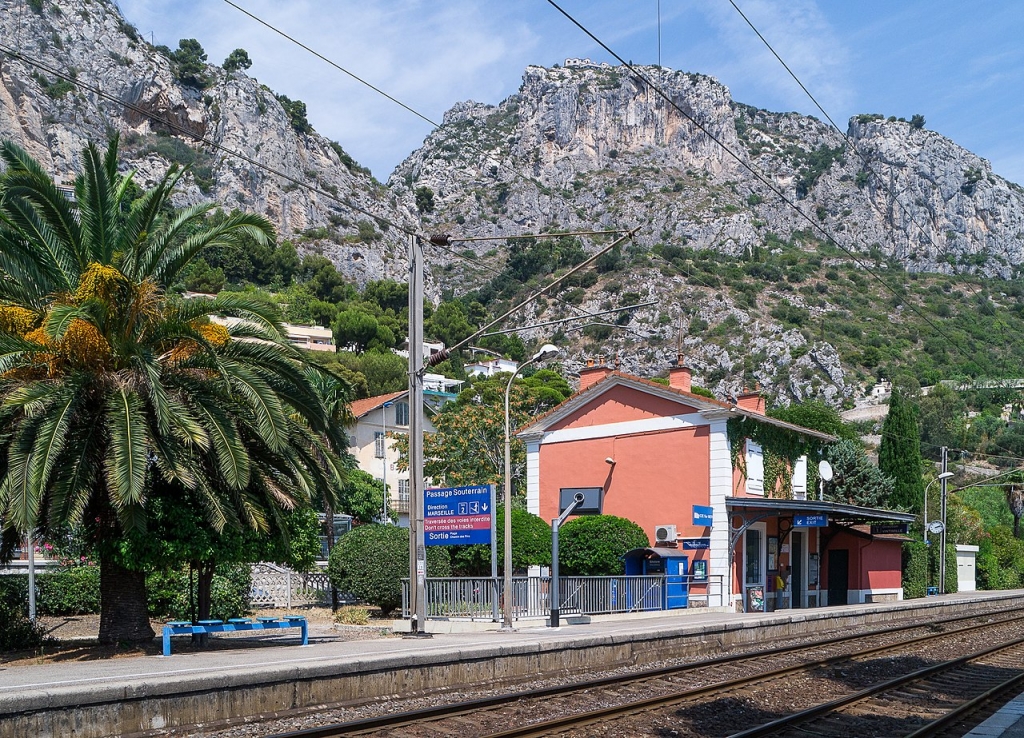 Gare de Èze-Bord de Mer