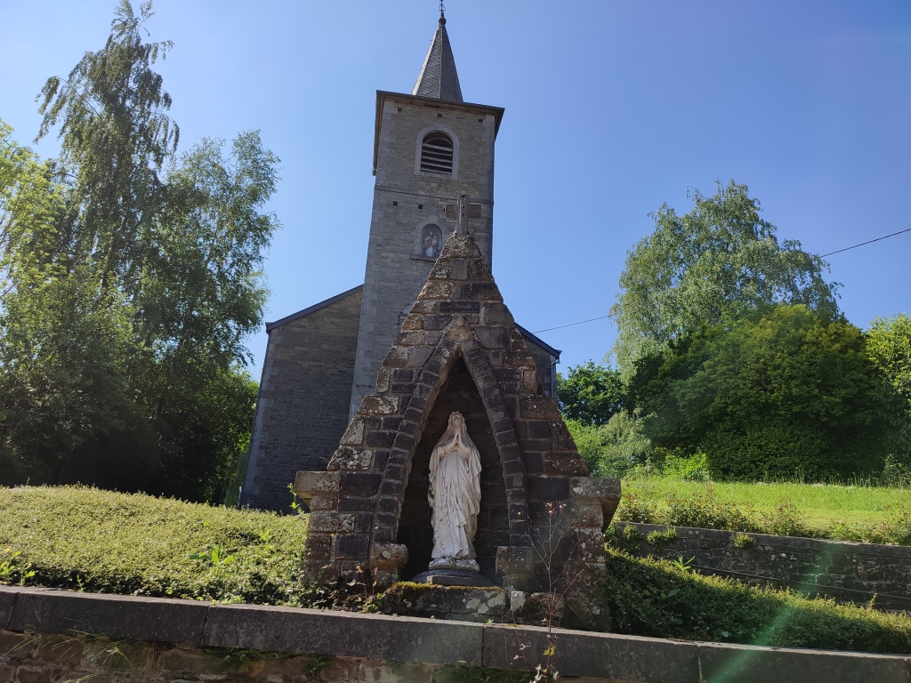 Statue de la Vierge d’Oneux