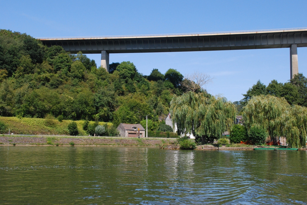 Pont Charlemagne