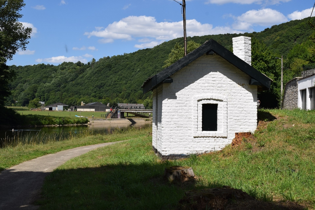 Maison éclusière du passeur d’eau de Hony