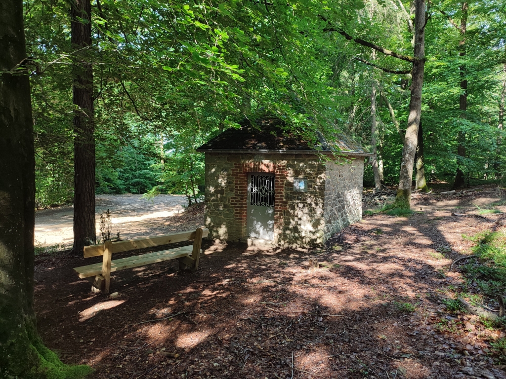 Chapelle Notre-Dame de Bon Secours du Cheny du Mont