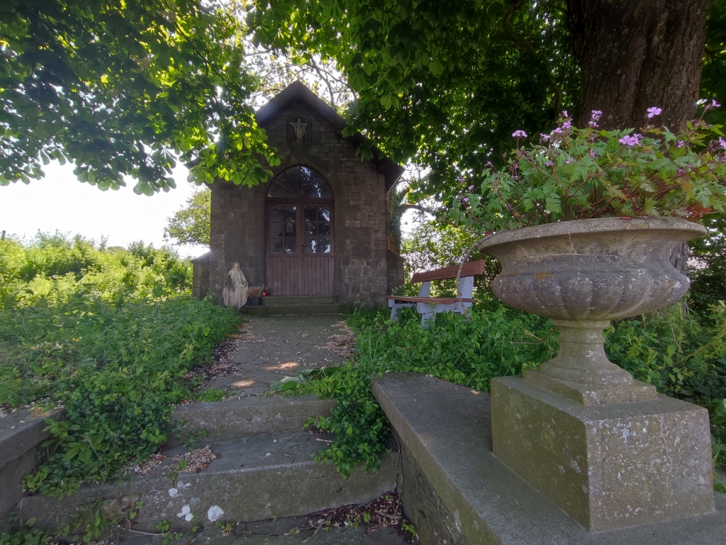 Chapelle Notre-Dame de Lourdes d’Ozo