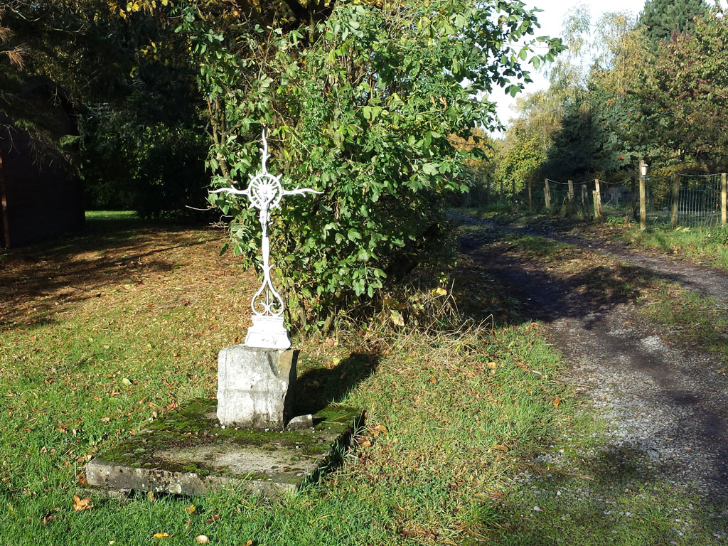 Croix de Hawières