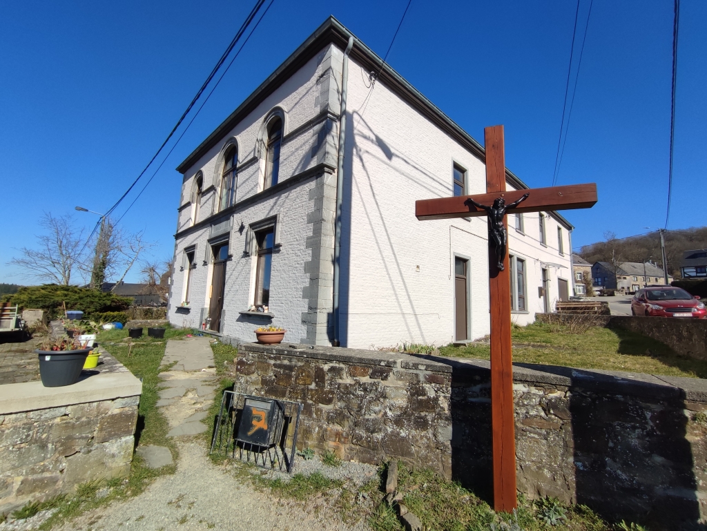 Croix de la Place Communale