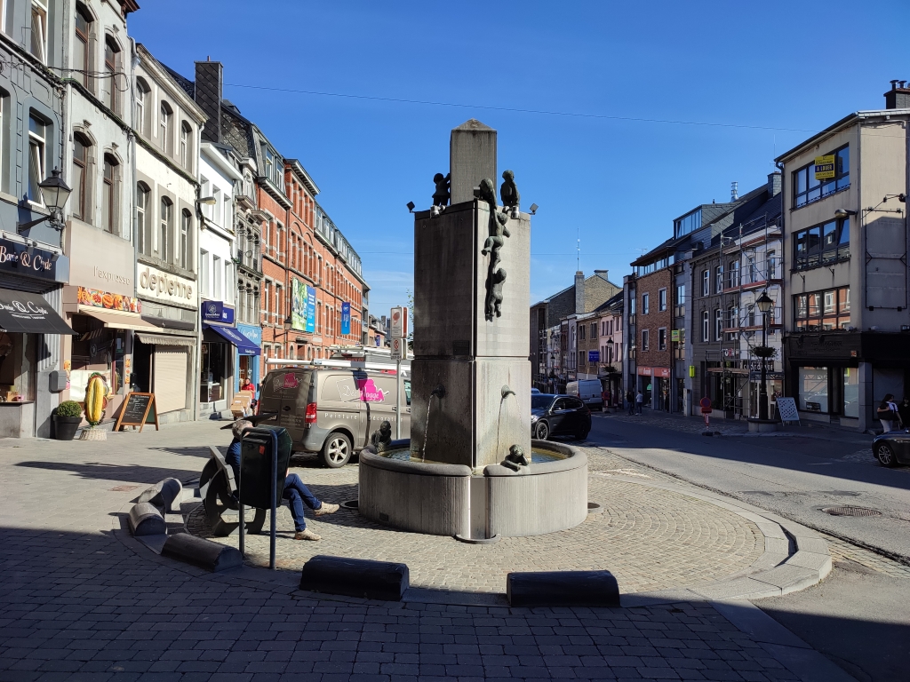 Fontaine des Rawieû d’Och du Palayôt