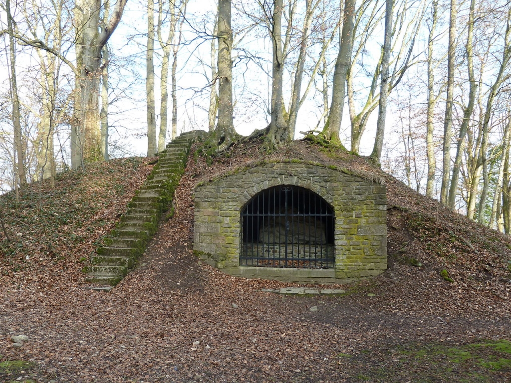 Fontaine miraculeuse de Saint-Thibaut