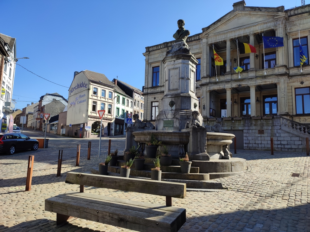 Fontaine-statue Joseph Redouté