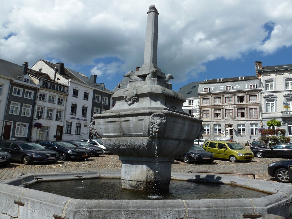 Fontaine monumentale du Perron