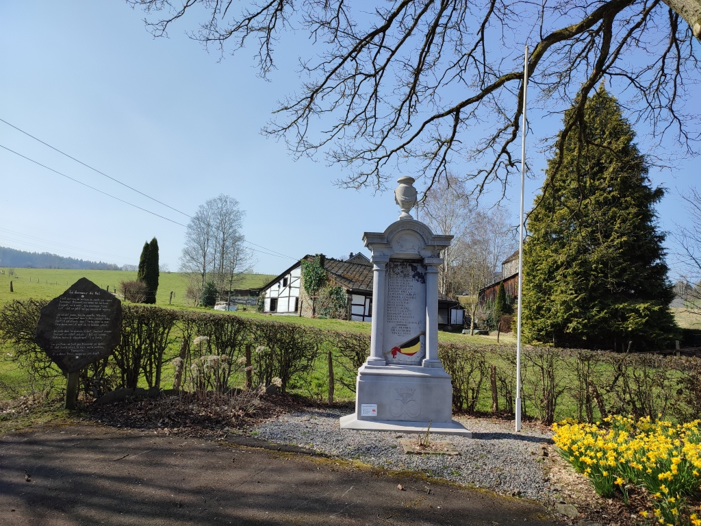 Monument aux Héros de Rahier