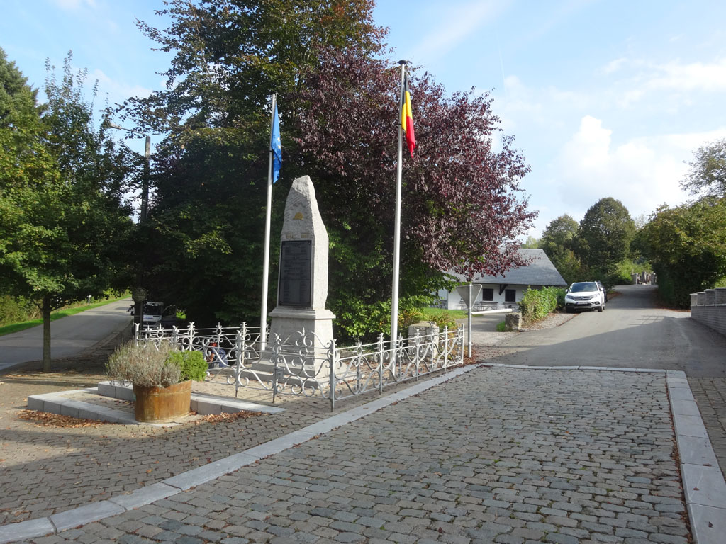 Monument aux morts de Waha