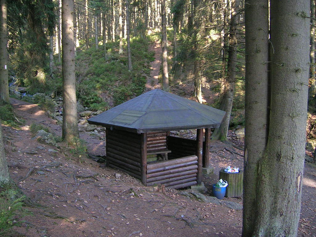 Abri de la Cascade du Bayehon